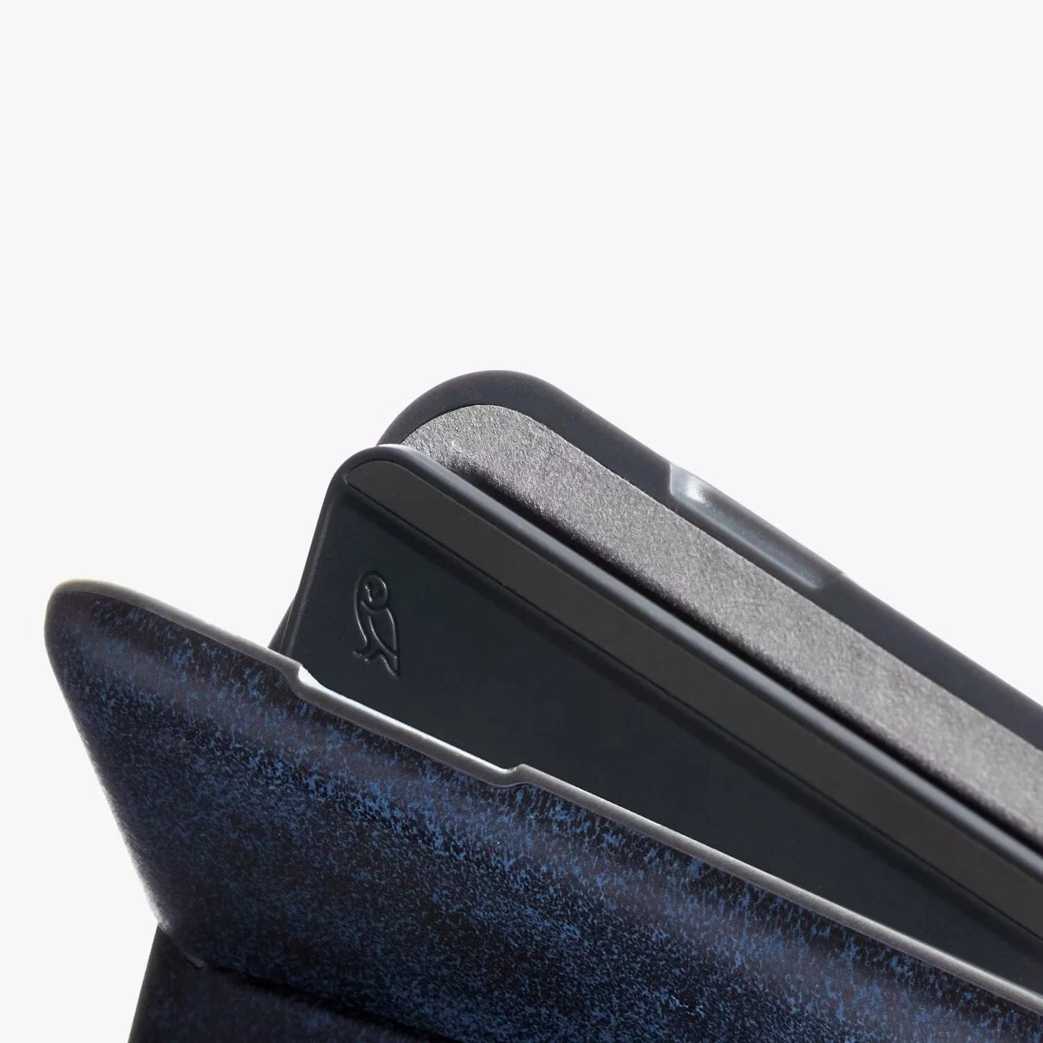 Bellroy Flip Case