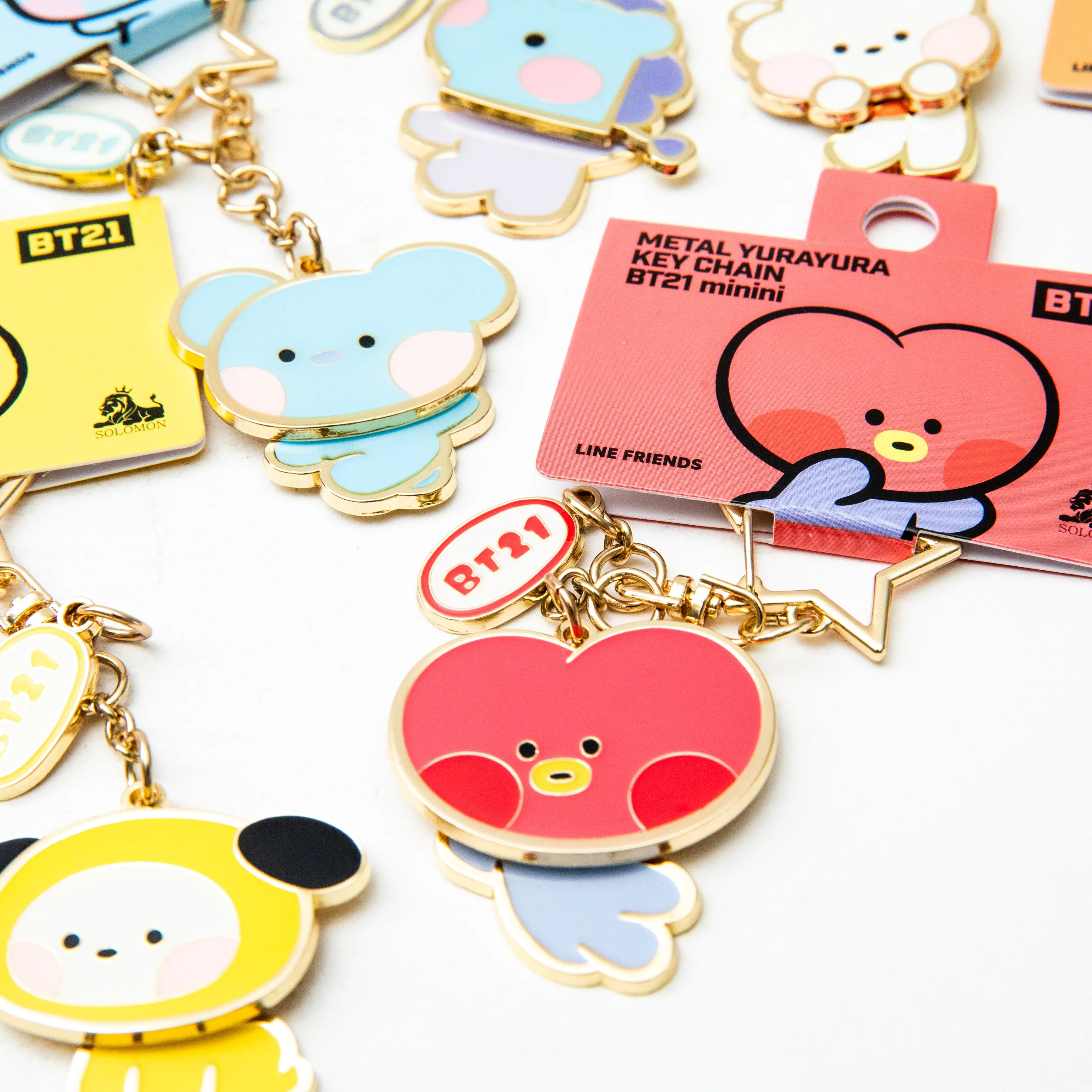 BT21 Minini Metal Yurayura Key Chain