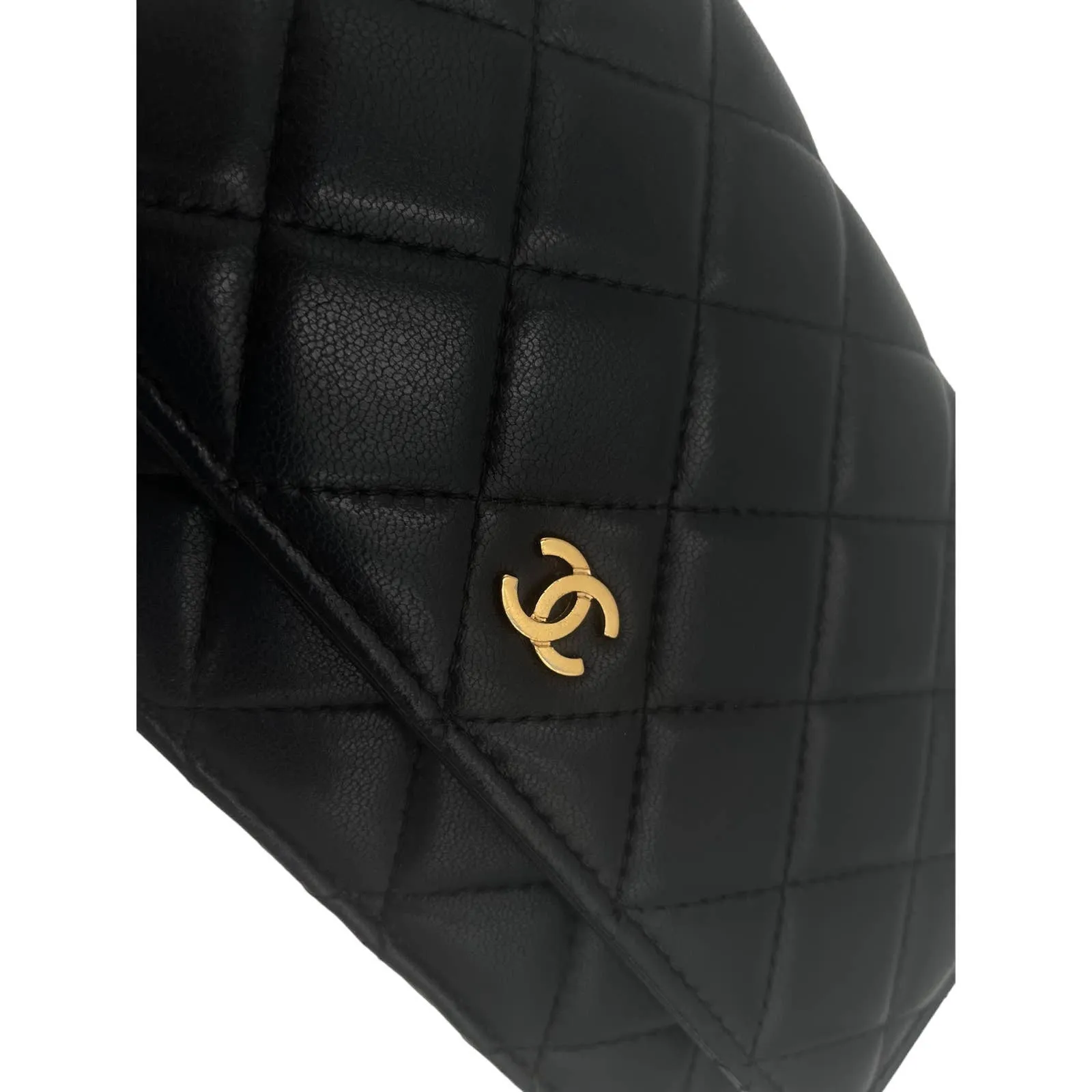 Chanel Classic Wallet on Chain