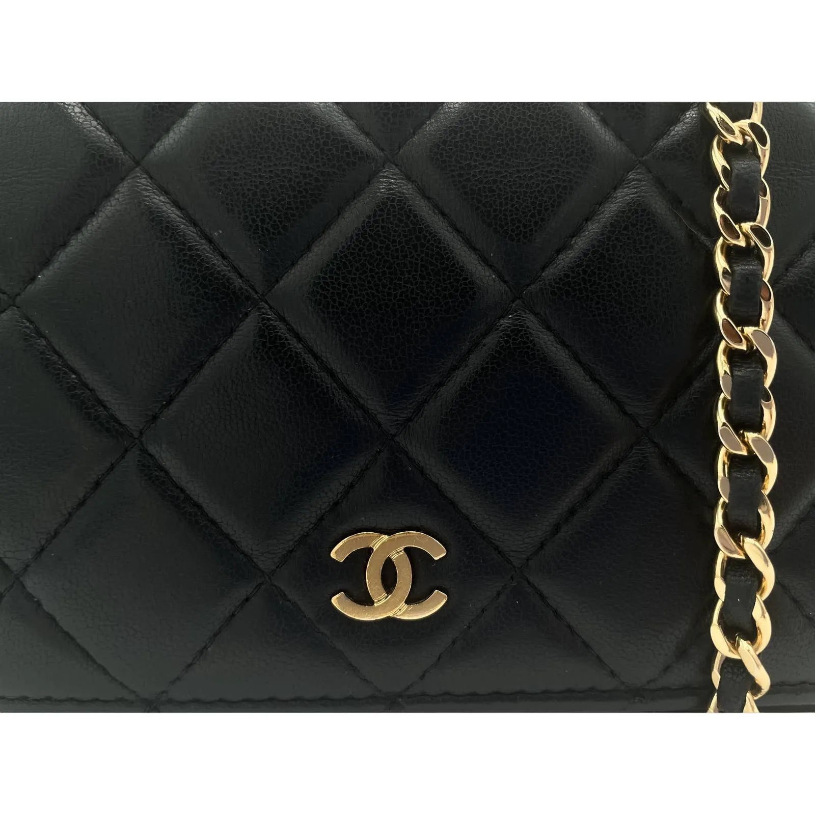 Chanel Classic Wallet on Chain