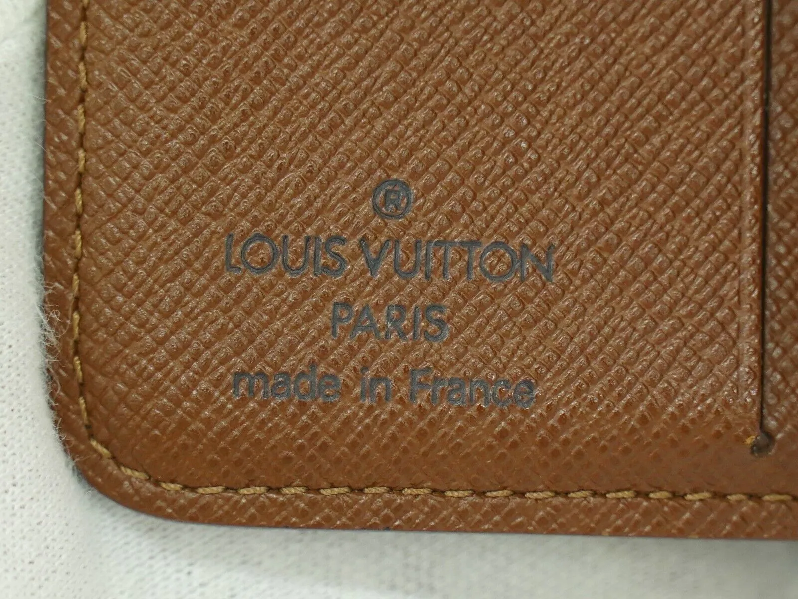 Trendy Inspired Louis Vuitton Compact Zip Wallet